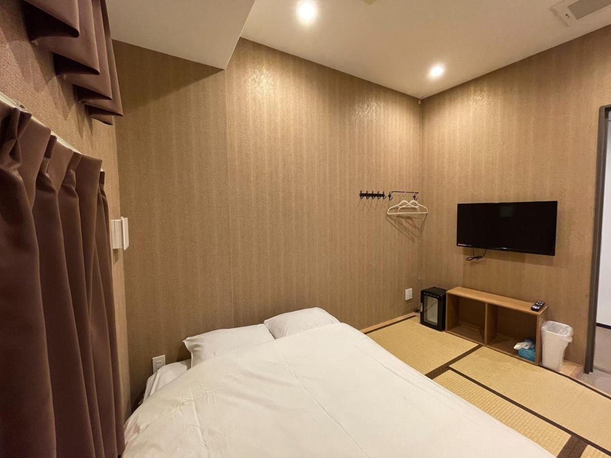 Dot Hostel Hangout أوساكا المظهر الخارجي الصورة